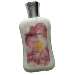 Bath & Body Works Sheer Freesia Signature Lotion Rare 8oz RETIRED